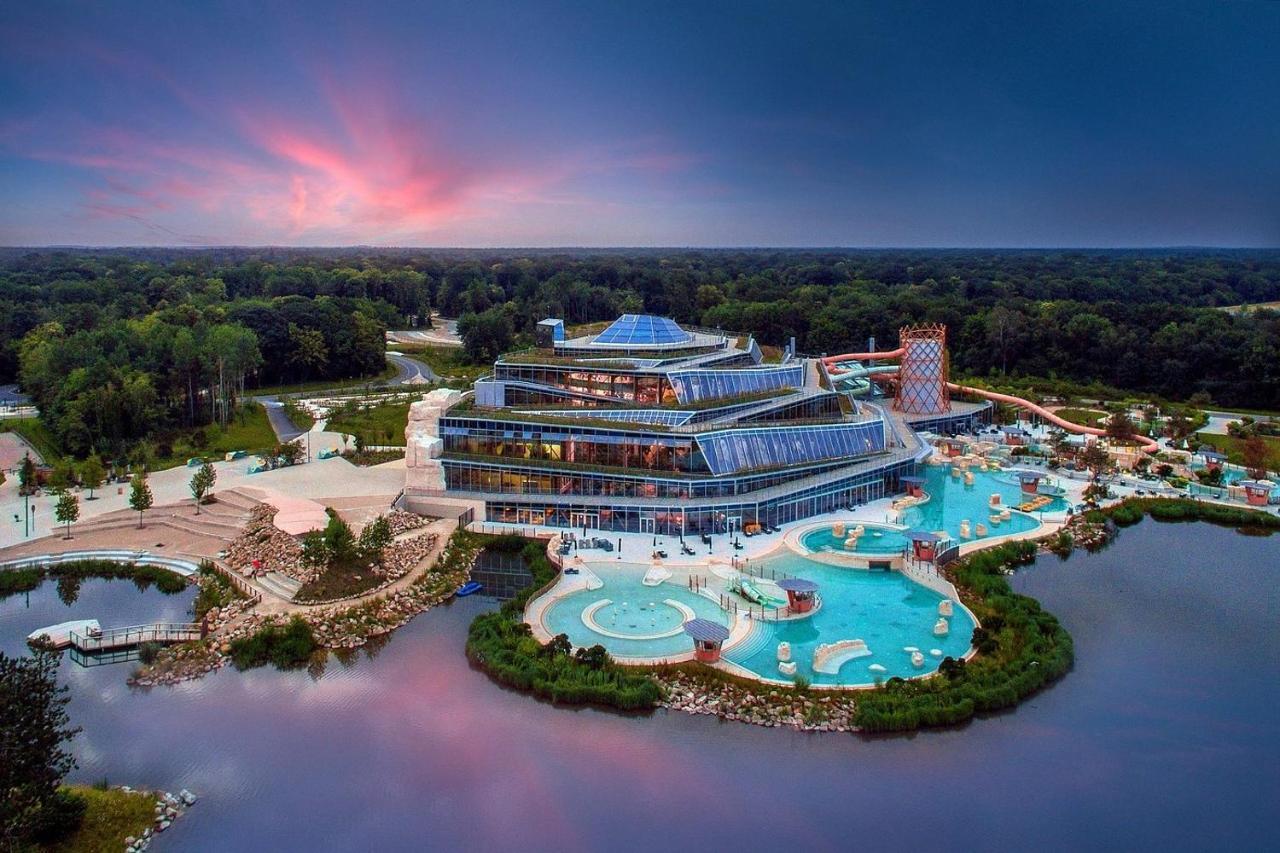 *DISNEYLAND/SERRIS*Emplacement de rêve Exterior foto